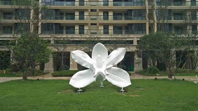 رنگین فائبر گلاس پھول مجسمہ